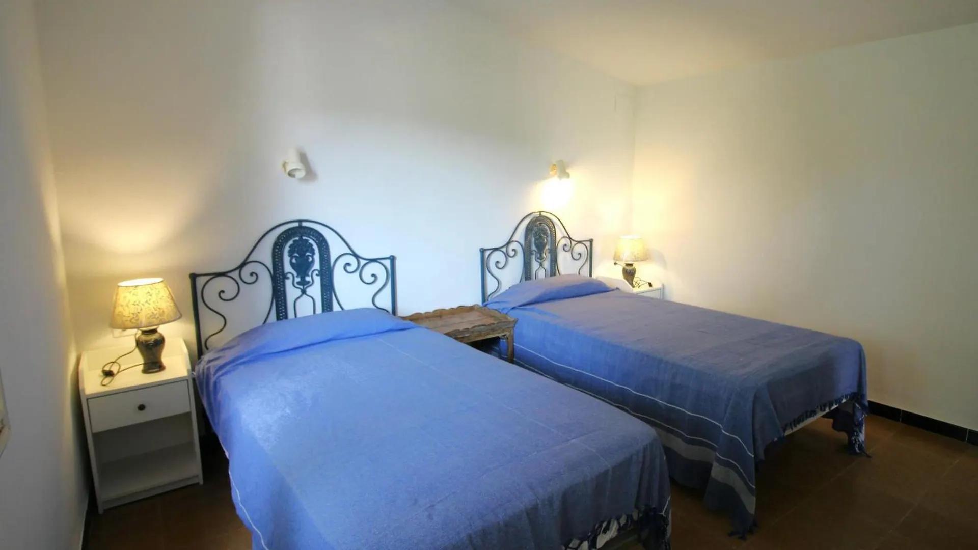 Pompeu Fabra - Apartamento Luminoso A 300 M. De La Playa De Grifeu. - Es-228-26 Llança 0*,  Španělsko