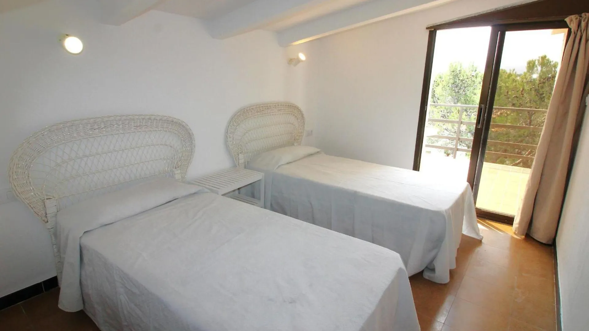 Apartmán Pompeu Fabra - Apartamento Luminoso A 300 M. De La Playa De Grifeu. - Es-228-26 Llança